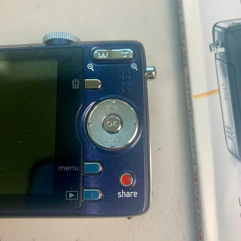 Kodak Easy Share M763 Digital Camera Untested